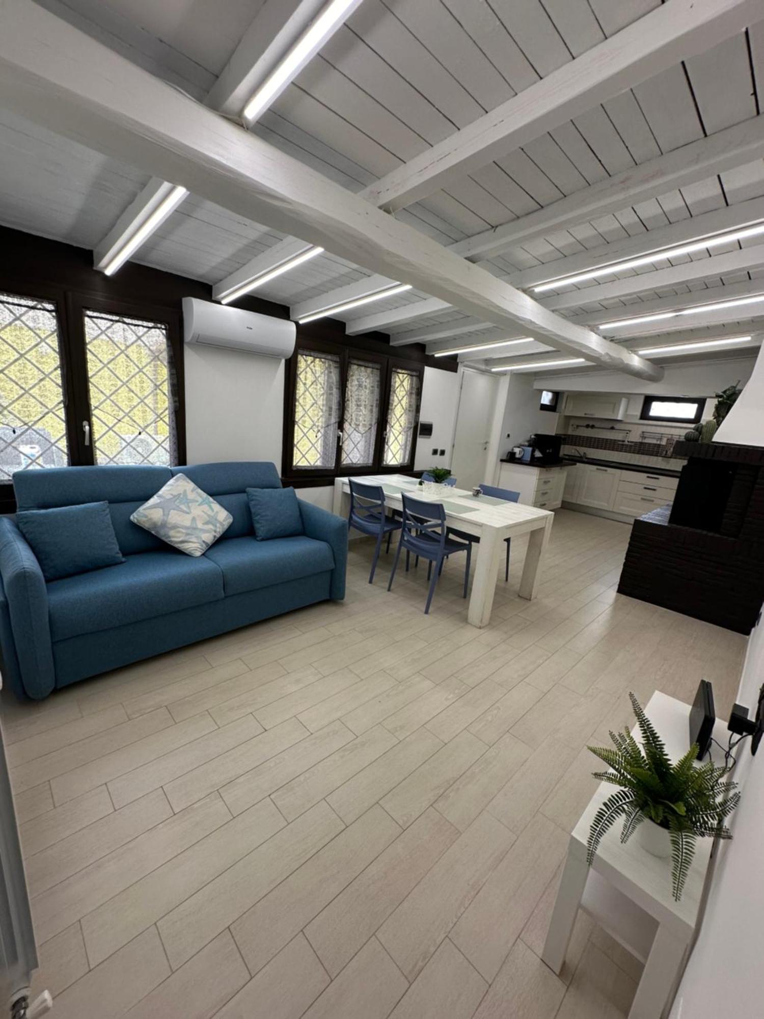 Peter House Apartment Fiumicino Bagian luar foto